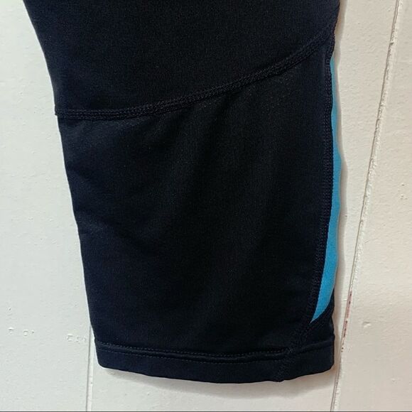 Womens ODLO Essential 3/4 Running Tight Capri Legging Black Turquoise Sz Medium - Picture 6 of 8